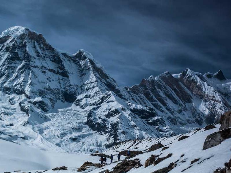 Abstract Sculpture - Image 4